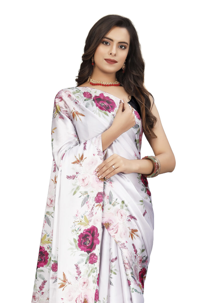 Pink Floral Print Saree with Blouse Piece - Image 4