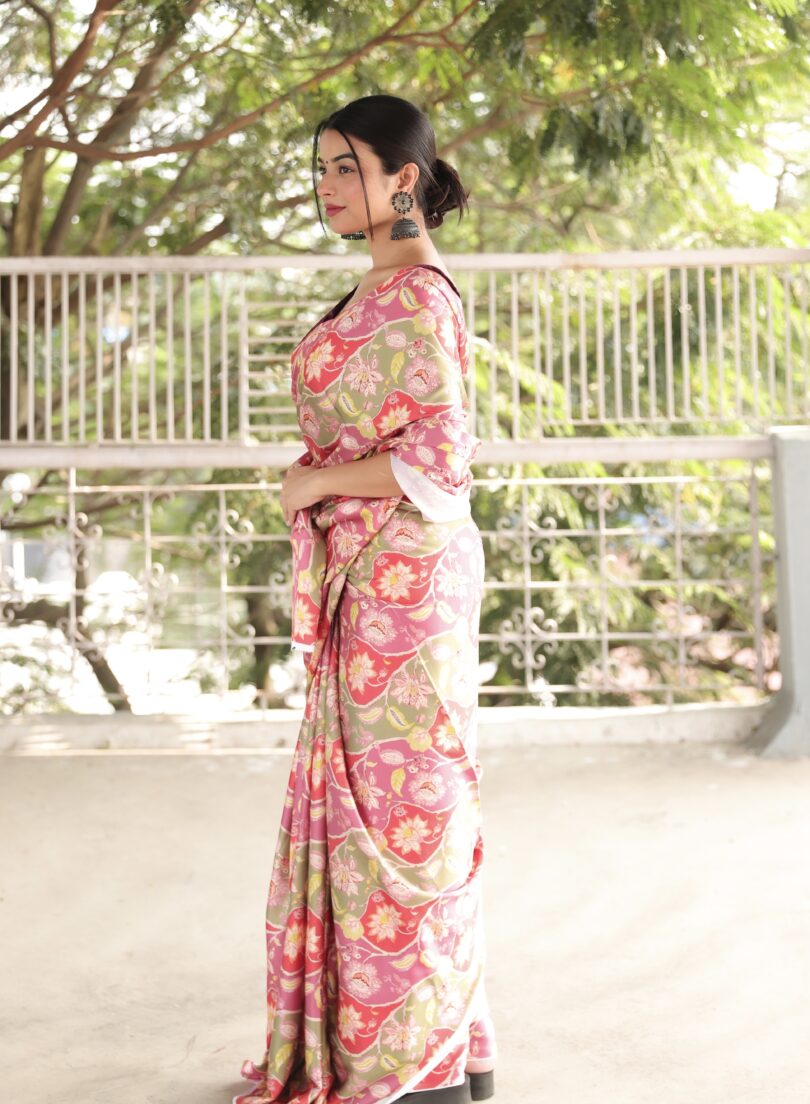 WOMEN'S BEAUTIFUL DIGITAL PRINTED JAPAN SATIN SAREE WITH UNSTITCHED BLOUSE PIECE - Image 2